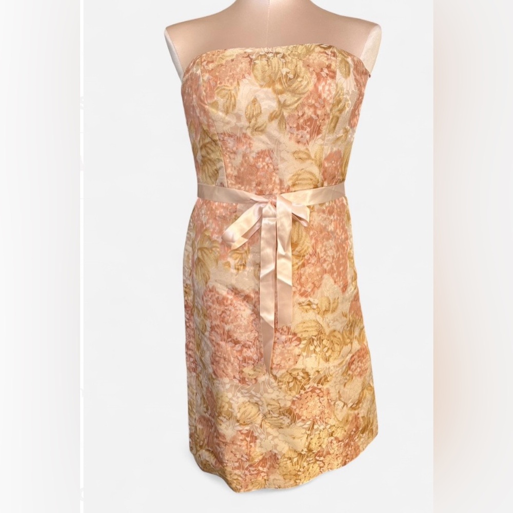 Ann Taylor Floral Jacquard Strapless Mini Dress Size 2P Wedding Guest